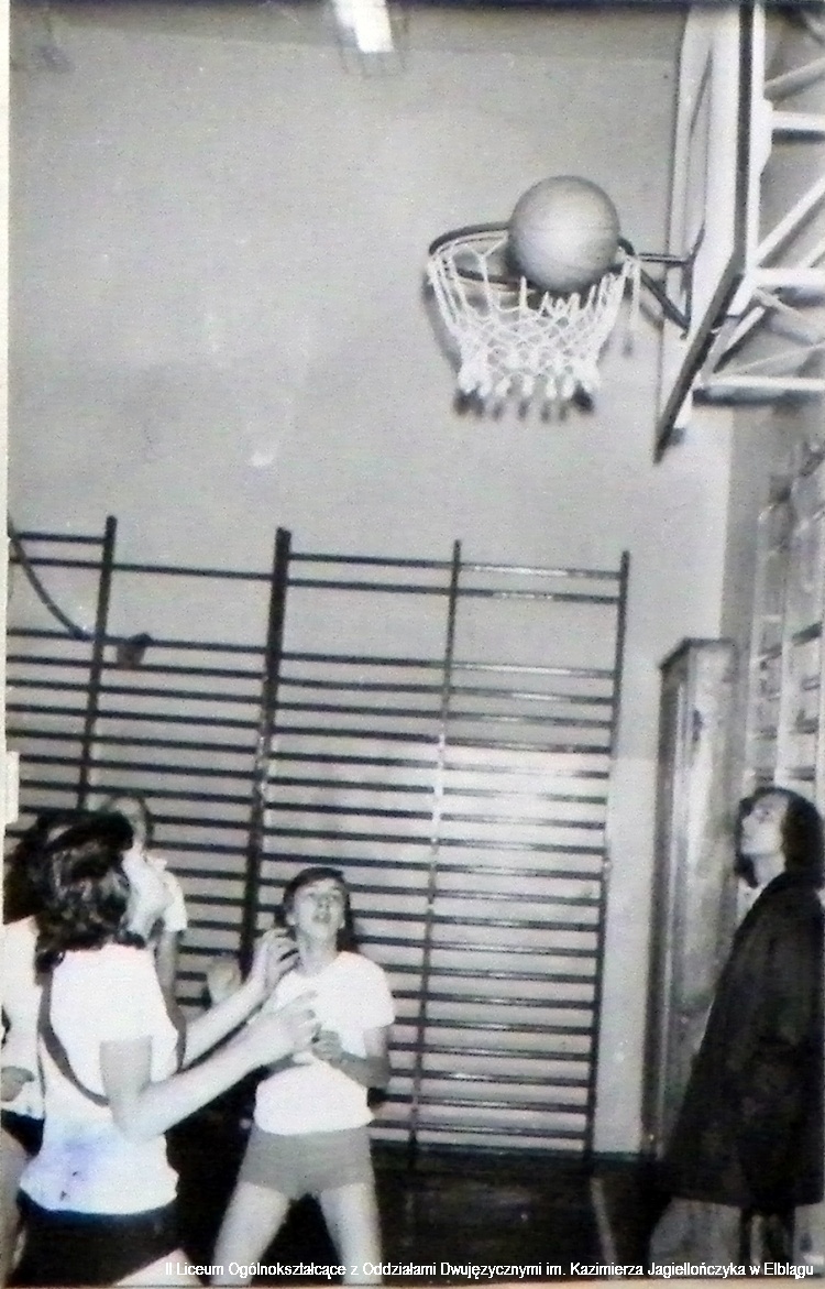 1974 75 69d